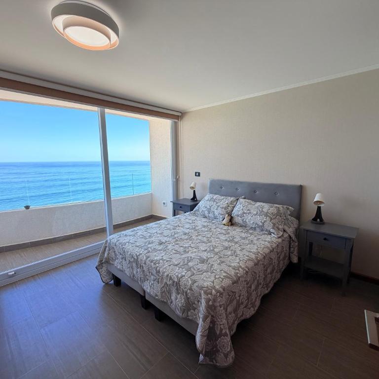 Amazing ocean view Cavancha Peninsula - One-Bedroom Apartment - 5