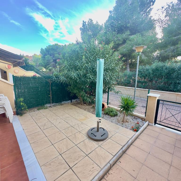 Sunny 3 bedroom townhouse with a terrace with a sea view - Two-Bedroom Apartment - 14