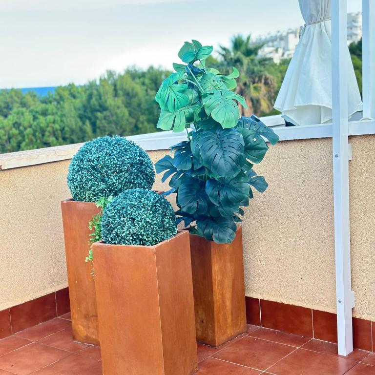 Sunny 3 bedroom townhouse with a terrace with a sea view - Two-Bedroom Apartment - 15