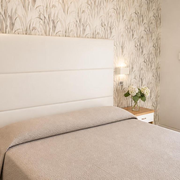 Hotel Ermeti B&B Brunch - Double Room with Balcony - 2