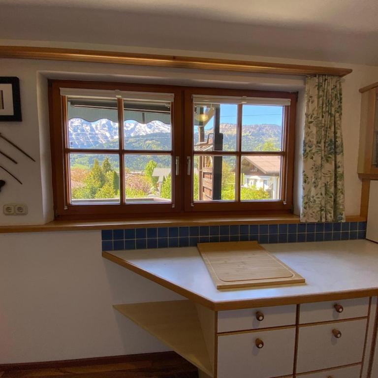 Fantastic apartment with unique panoramic views in Kuchl - Apartment mit 2 Schlafzimmern - 17