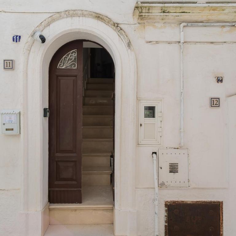 Charming Townhouse in Old Town with Roof Terrace - Two-Bedroom Townhouse - 10