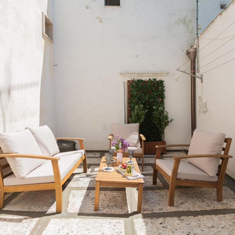 Charming Townhouse in Old Town with Roof Terrace - Two-Bedroom Townhouse - 49