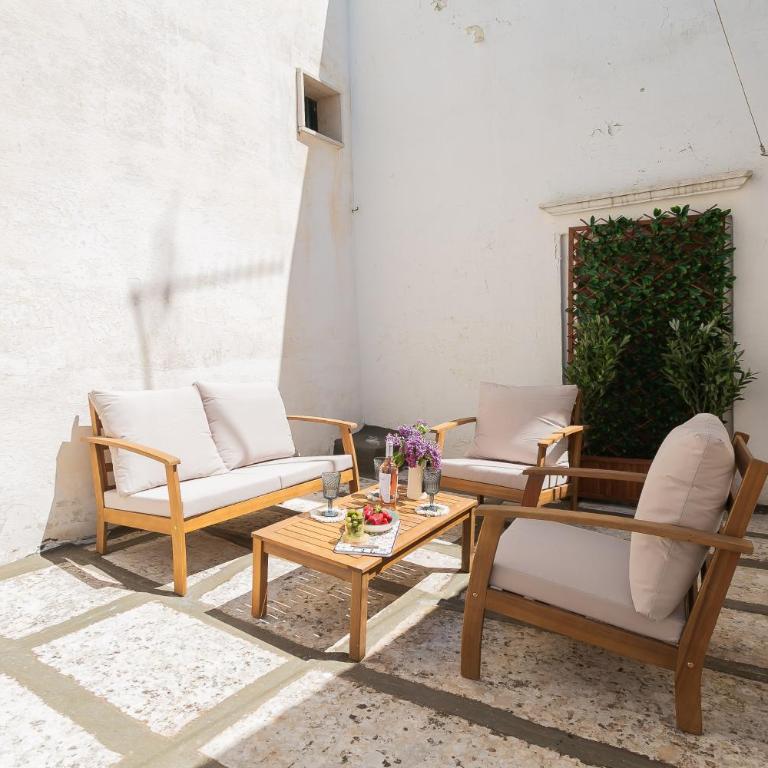 Charming Townhouse in Old Town with Roof Terrace - Two-Bedroom Townhouse - 50
