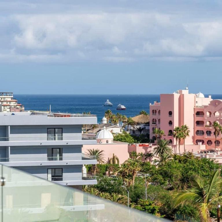 Stylish 3BR Walk to Beach in Heart of Los Cabos - Apartamento - 18
