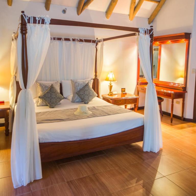 Royal Palm Galapagos, Curio Collection Hotel by Hilton - Exclusive Villa with One King Bed - 4