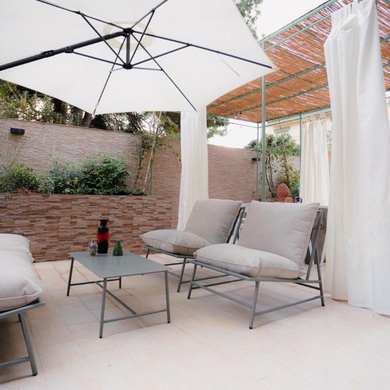 Elegante appartamento con patio a 5 min dal mare - Apartment mit 2 Schlafzimmern - 1