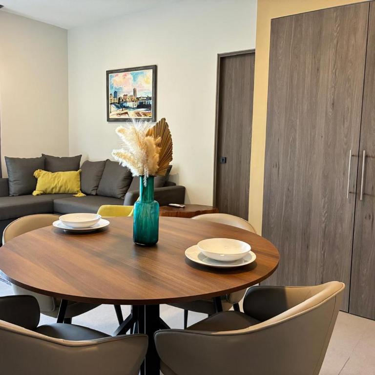 Adhoc Torre Colonia Executive Apartments Monterrey Downtown - Two-Bedroom Apartment with Mountain View - 14