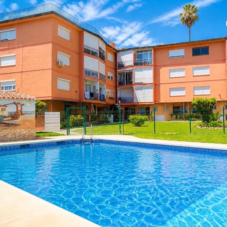Estudio con piscina y jardines a 2 min de la playa - Fuengirola - Estudio - 1