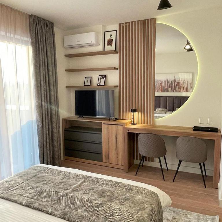 Aqua Elegance - One-Bedroom Apartment - 3