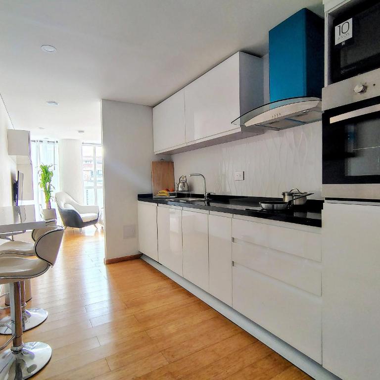 Estudio funcional + WiFi | Cerca Fundación Santa Fe y Unicentro - Apartamento Estudio - 1