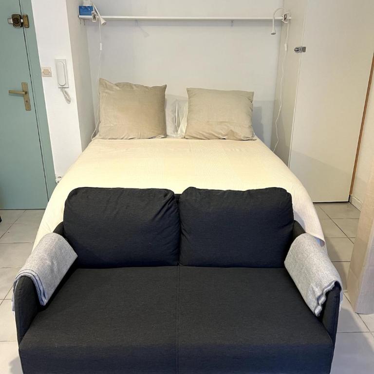 Studio avec Jardin Privé, Piscine, Tennis, Climatisation, calme - Apartment mit 1 Schlafzimmer - 3