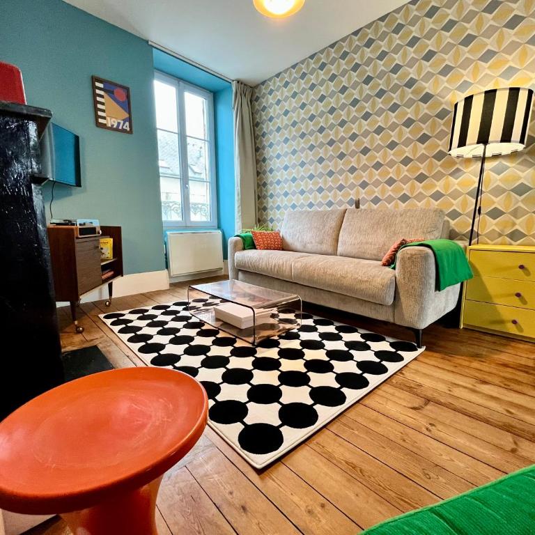 L appart Pop, ambiance années 70, proche centre, 6 personnes - Appartamento - 3