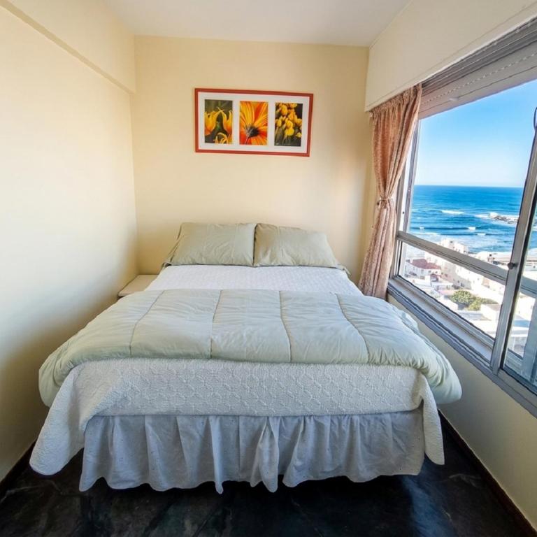 Vista al mar en el mismo centro de Punta del Este - Apartamento de 2 dormitorios - 17