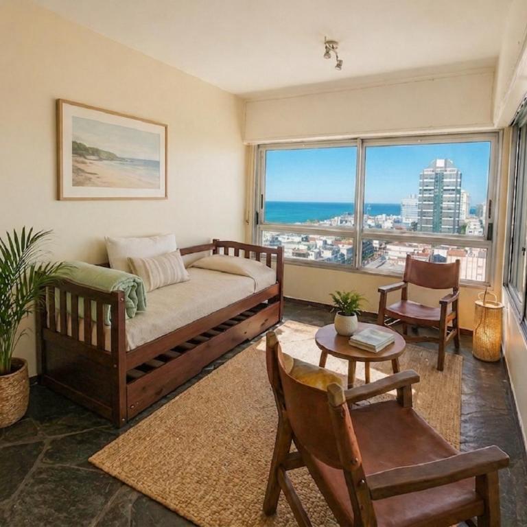Vista al mar en el mismo centro de Punta del Este - Apartamento de 2 dormitorios - 11