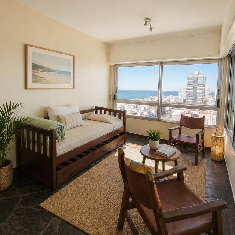 Vista al mar en el mismo centro de Punta del Este - Apartamento de 2 dormitorios - 15