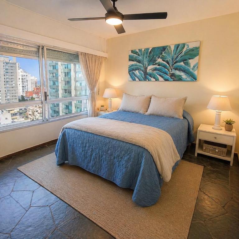 Vista al mar en el mismo centro de Punta del Este - Apartamento de 2 dormitorios - 6