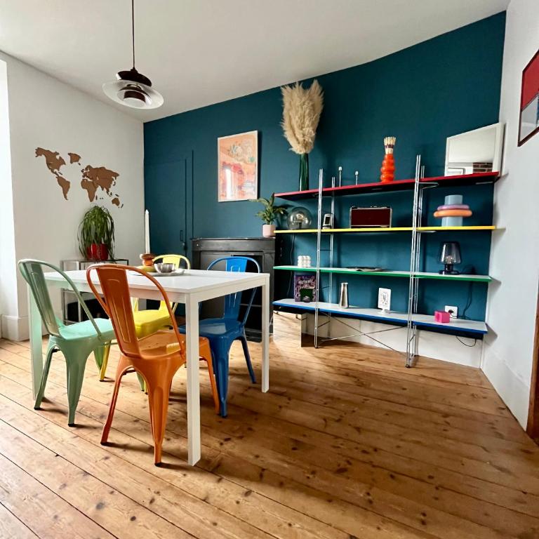 L appart Pop, ambiance années 70, proche centre, 6 personnes - Appartamento - 10