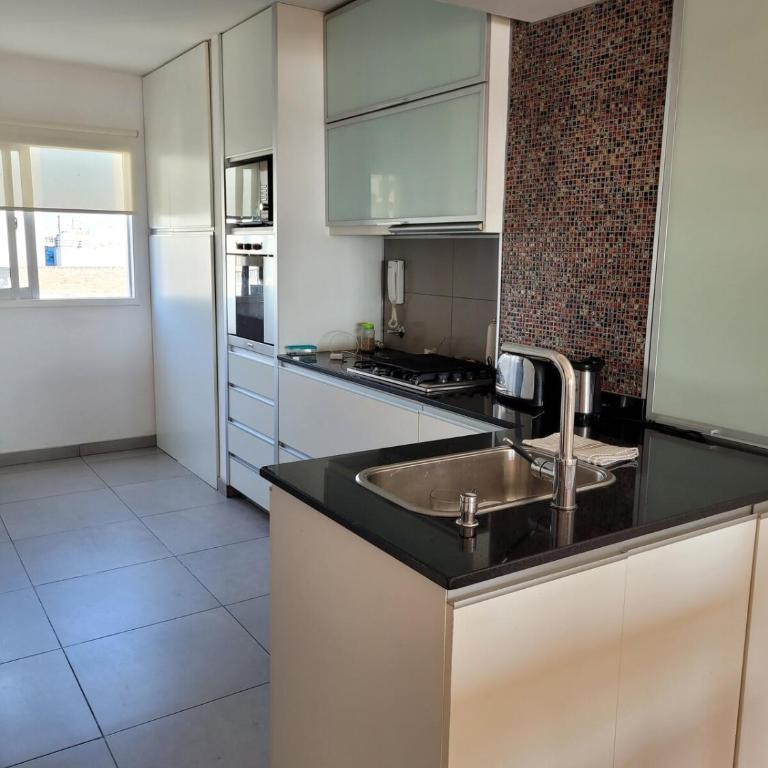 RÍOMÍO-3 dormitorios-cochera - Apartamento Premium de 3 dormitorios con balcón - 23