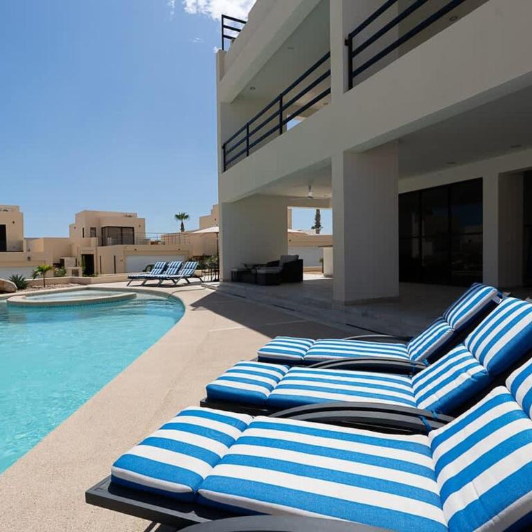Modern 2BR Condo Close to Downtown Cabo - Apartamento - 39