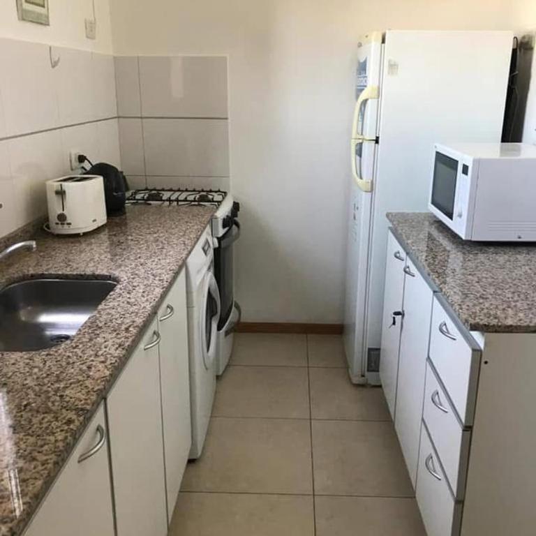 Bariloche Centro Depto - Two-Bedroom Apartment - 2
