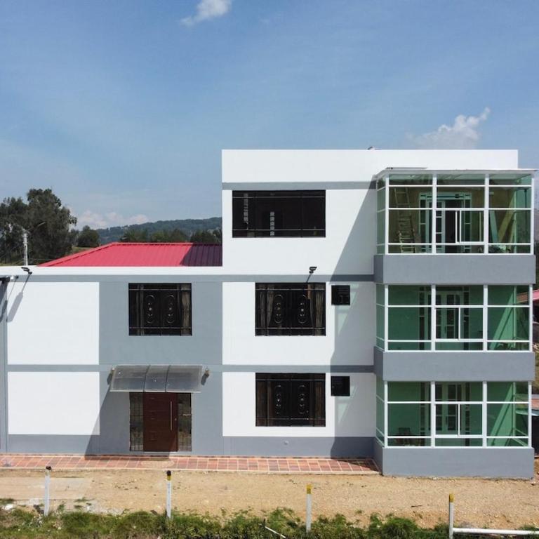 Hermoso Apartamento en Medio de las Montañas - Apartamento de 3 dormitorios - 10