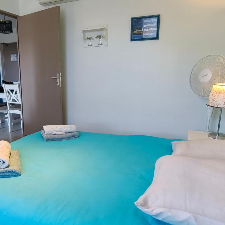 L'argentière, proche plage,Résidence piscine, Tennis, parking - Appartement 1 Chambre - 12