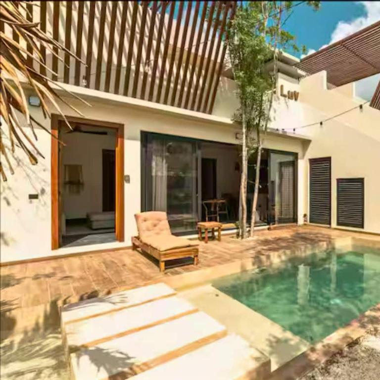 Casa LUV 4BR 4BA Downtown 2 Private Pools - Villa - 10