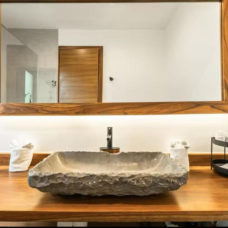 Casa LUV 4BR 4BA Downtown 2 Private Pools - Villa - 27