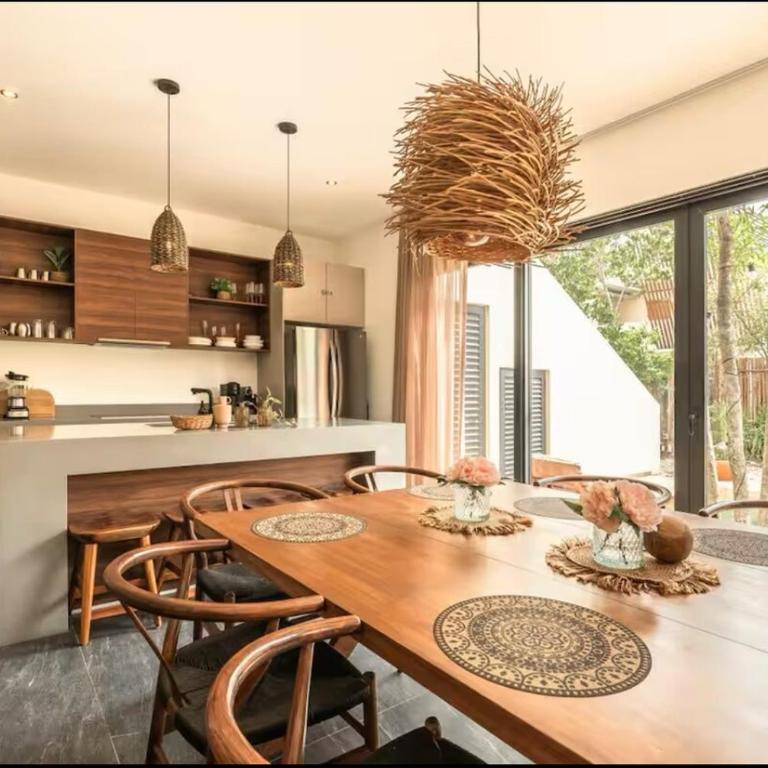 Casa LUV 4BR 4BA Downtown 2 Private Pools - Villa - 28
