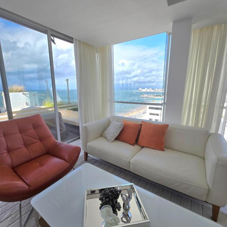 Penthouse by the sea, pool and jacuzzi - Apartment - 1
