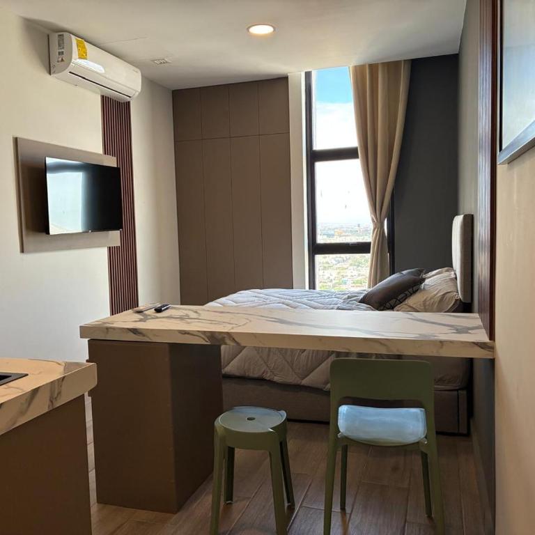 Adhoc Torre Colonia Executive Apartments Monterrey Downtown - Deluxe Queen Studio - 2