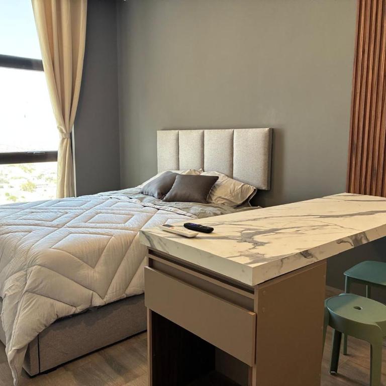 Adhoc Torre Colonia Executive Apartments Monterrey Downtown - Deluxe Queen Studio - 3