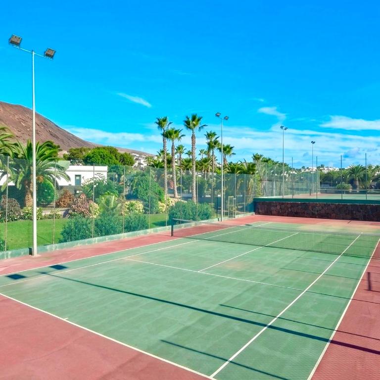 Peaceful & Bright Loft, HEATED POOL, NETFLIX, FREE WIFI & PARKING, TENNIS - Apartamento de 1 dormitorio - 20
