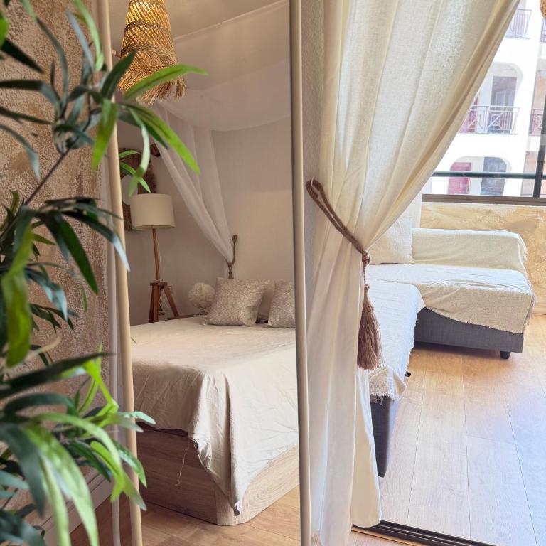 Peaceful & Bright Loft, HEATED POOL, NETFLIX, FREE WIFI & PARKING, TENNIS - Apartamento de 1 dormitorio - 7