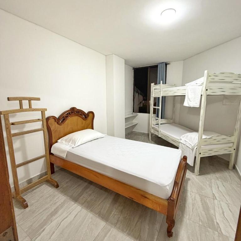 Grandioso Apto con Vista a la Basilica - Two-Bedroom Apartment - 12