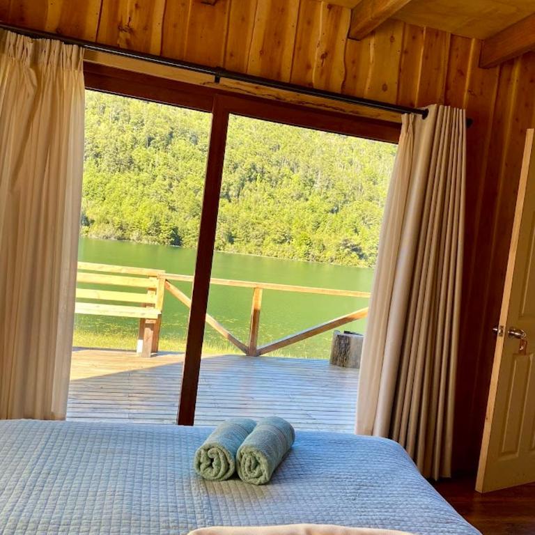 Refugio del Chucao - Double Room with Lake View - 9