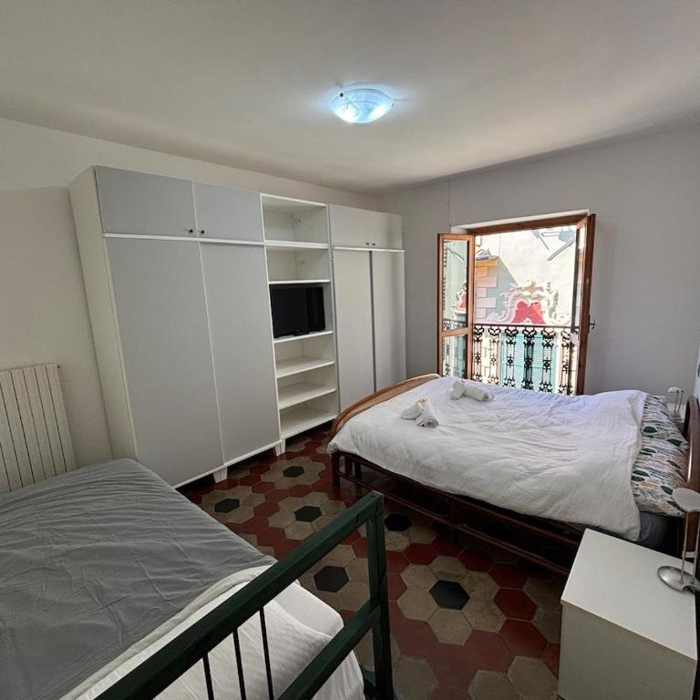 CENTRO STORICO Spazioso LOFT in Residenza Storica - Appartamento con 2 Camere da Letto - 2
