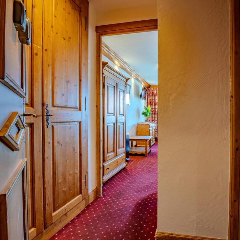 Ski-In Out with Wide Mountain Views - Appartement - 6