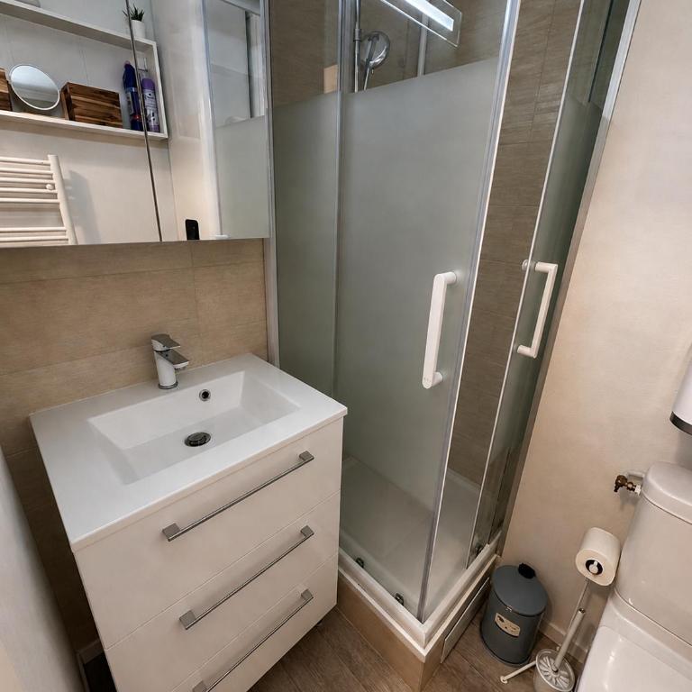 T2 avec balcon, parking privé- local vélo sécurisé - Apartment mit 1 Schlafzimmer - 5