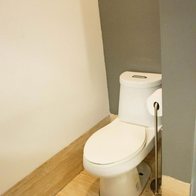 Great Studio - Two-Bedroom Apartment - 16