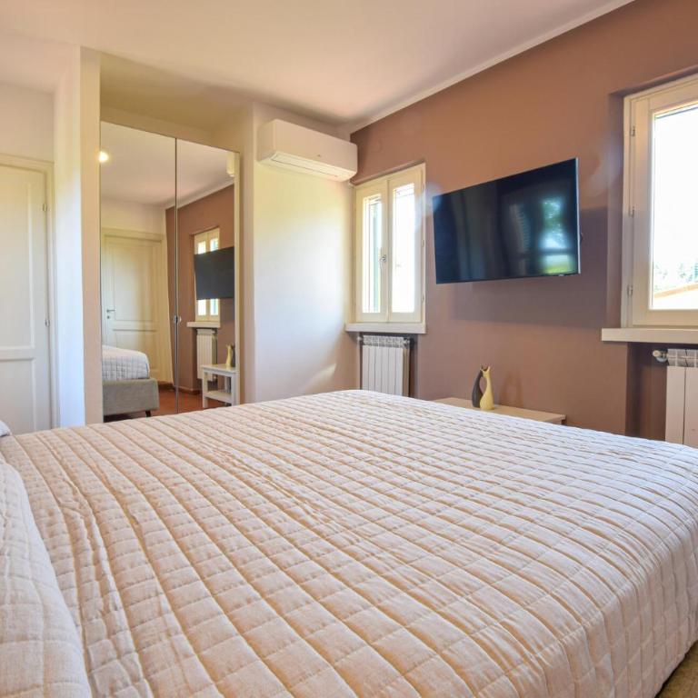 Belle Maison De 2 Chambres À Camaiore - Maison de Vacances 2 Chambres - 12