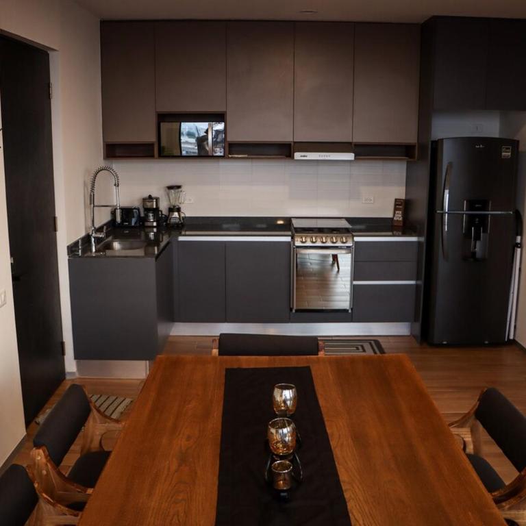 Amazing view 7th Floor, 2 Bed Room, 2 Bath - Two-Bedroom Apartment - 4
