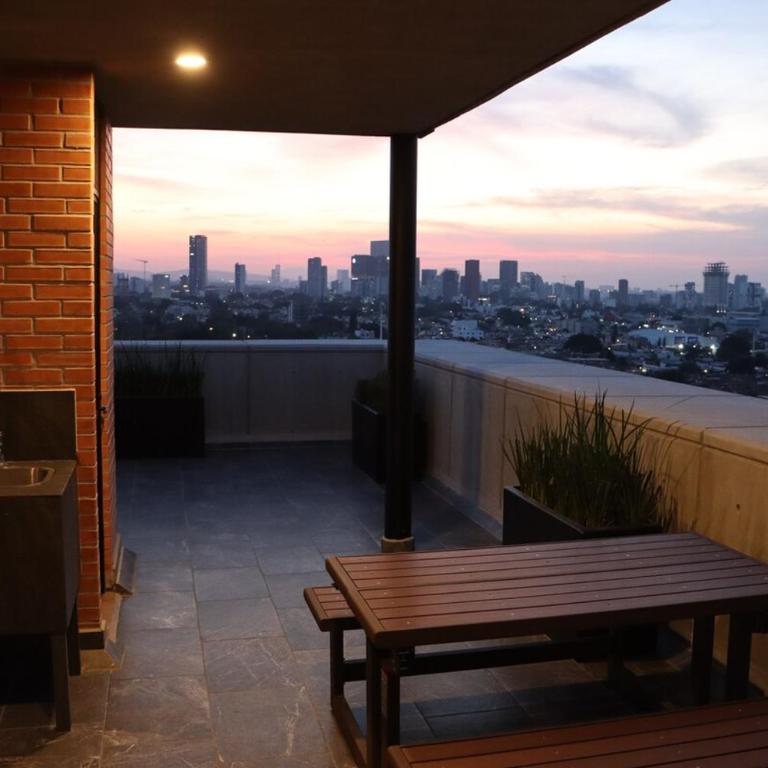 Amazing view 7th Floor, 2 Bed Room, 2 Bath - Two-Bedroom Apartment - 10