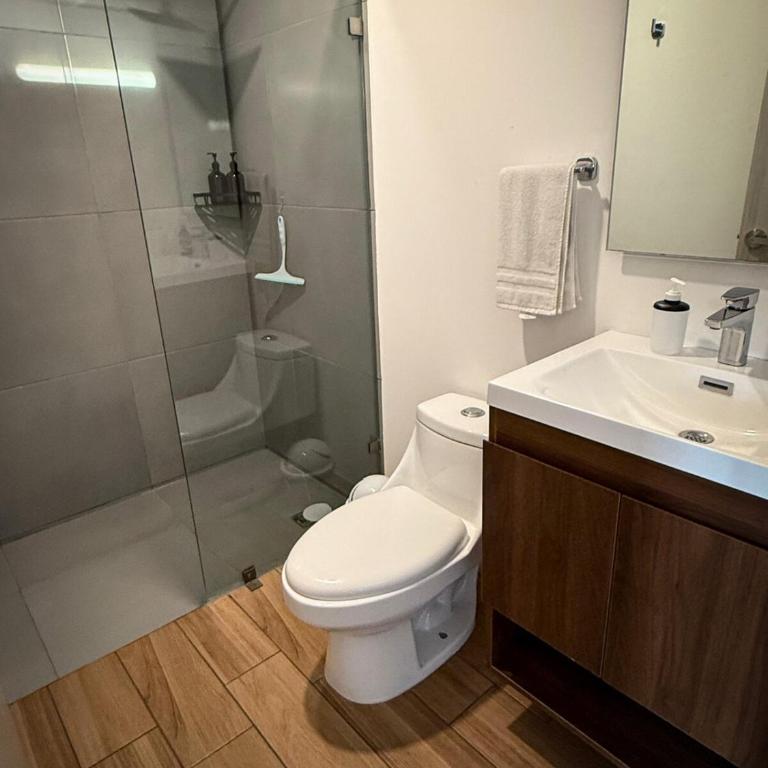 Amazing view 7th Floor, 2 Bed Room, 2 Bath - Two-Bedroom Apartment - 24