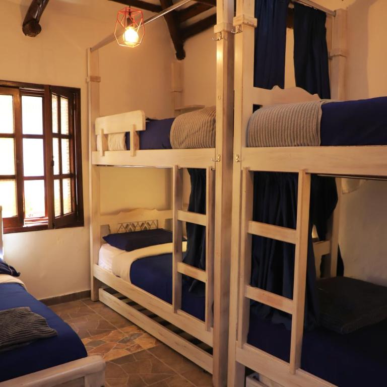 Usaquen Station Hostel - Habitación Familiar con baño compartido - 5