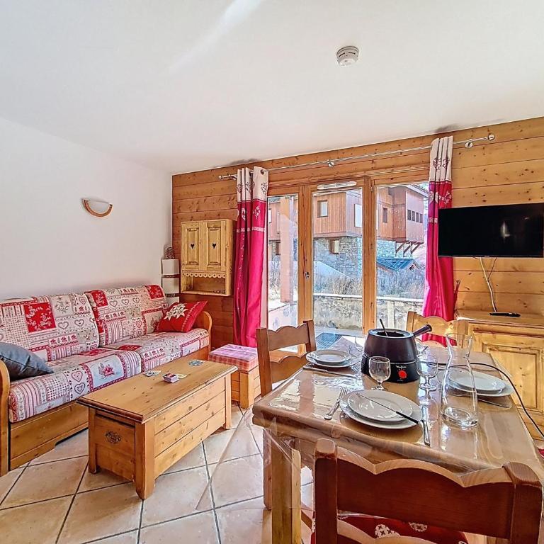 Appartement spacieux près des pistes avec balcon - FR-1-344-1261 - Appartement - 1