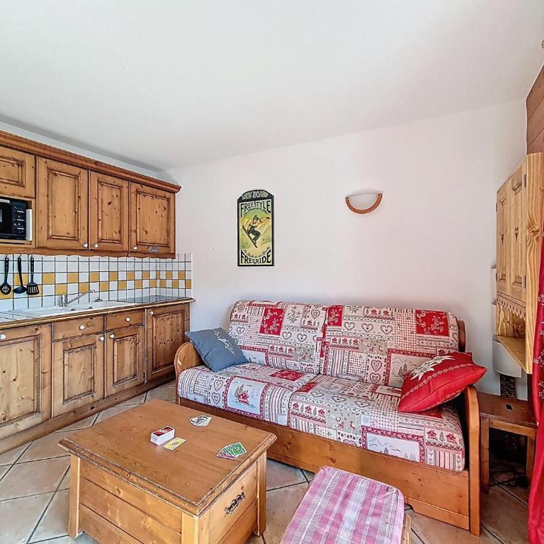 Appartement spacieux près des pistes avec balcon - FR-1-344-1261 - Appartement - 4
