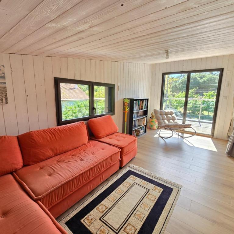 Maison Moderne en Bordure de Forêt, Idéale pour 8/10 Pers, à 2km de la Plage avec WiFi et Terrasse - FR-1-777-6 - Maison de Vacances - 10