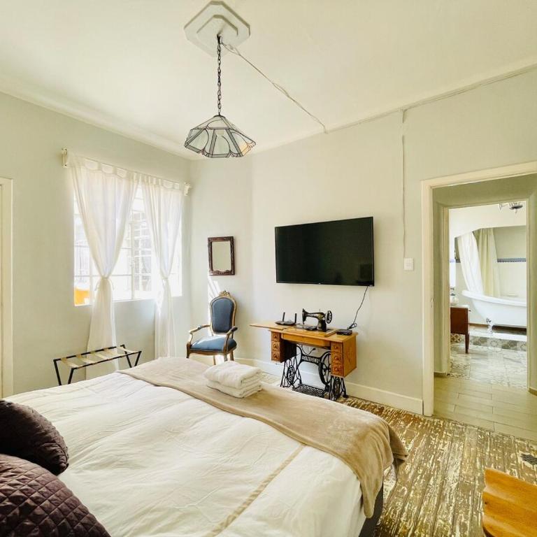 Historic Restored Manor House - 6 Bedrooms - Puebla Downtown - Casa de 6 dormitorios - 6